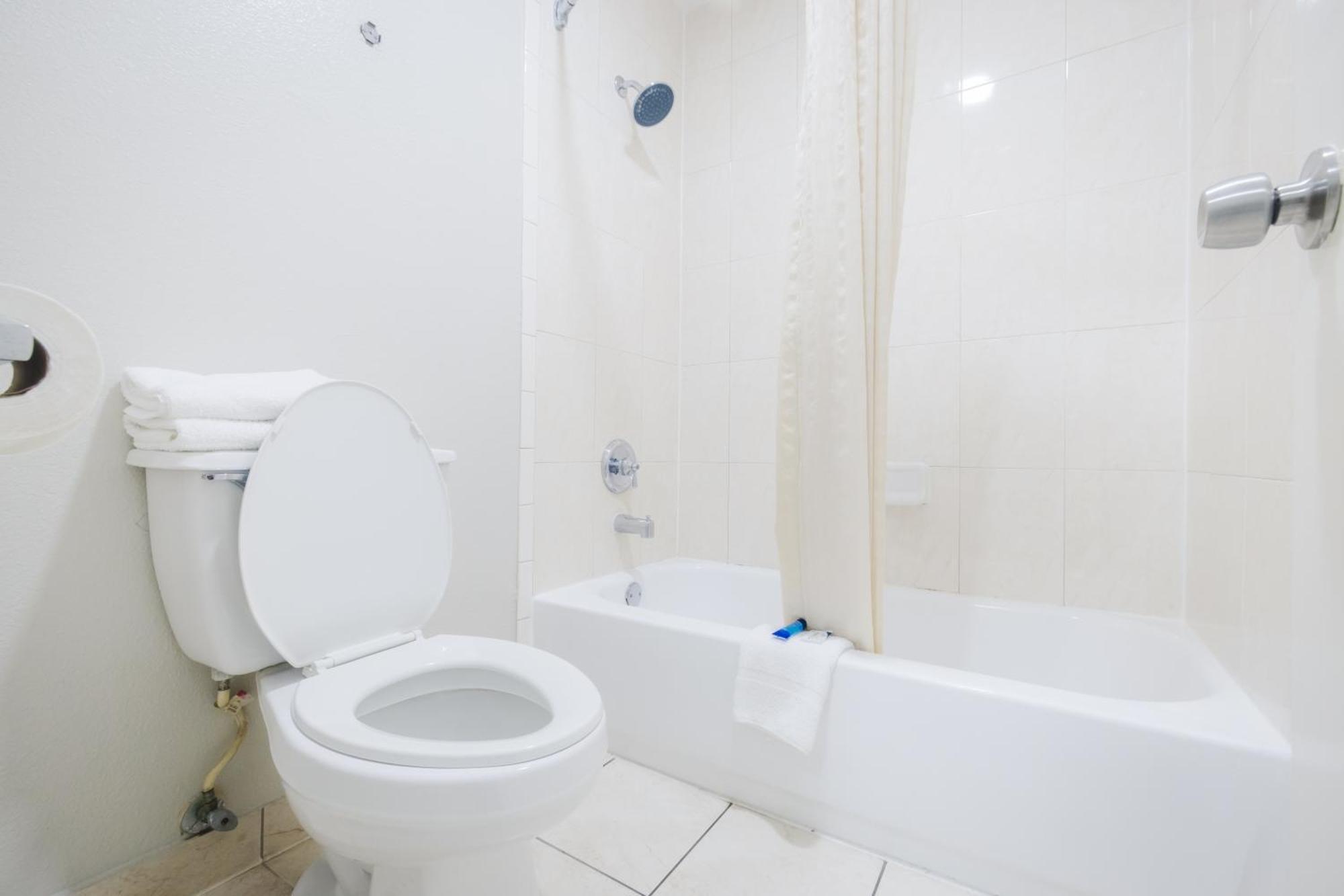 Scottish Inn & Suites 霍顿 外观 照片
