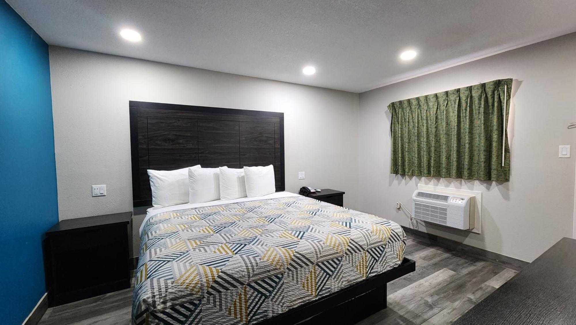 Scottish Inn & Suites 霍顿 外观 照片
